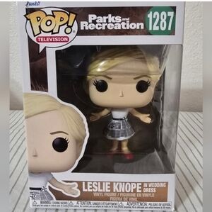 Funko Pop! Parks and Recreation Leslie Knope in Wedding Dress